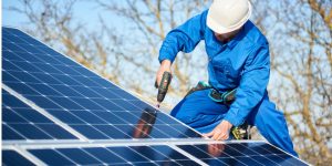 Installation Maintenance Panneaux Solaires Photovoltaïques à Ozenay